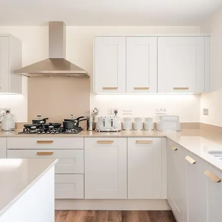 4 Bedroom Contractor & Family In Hébergement de vacances Bristol